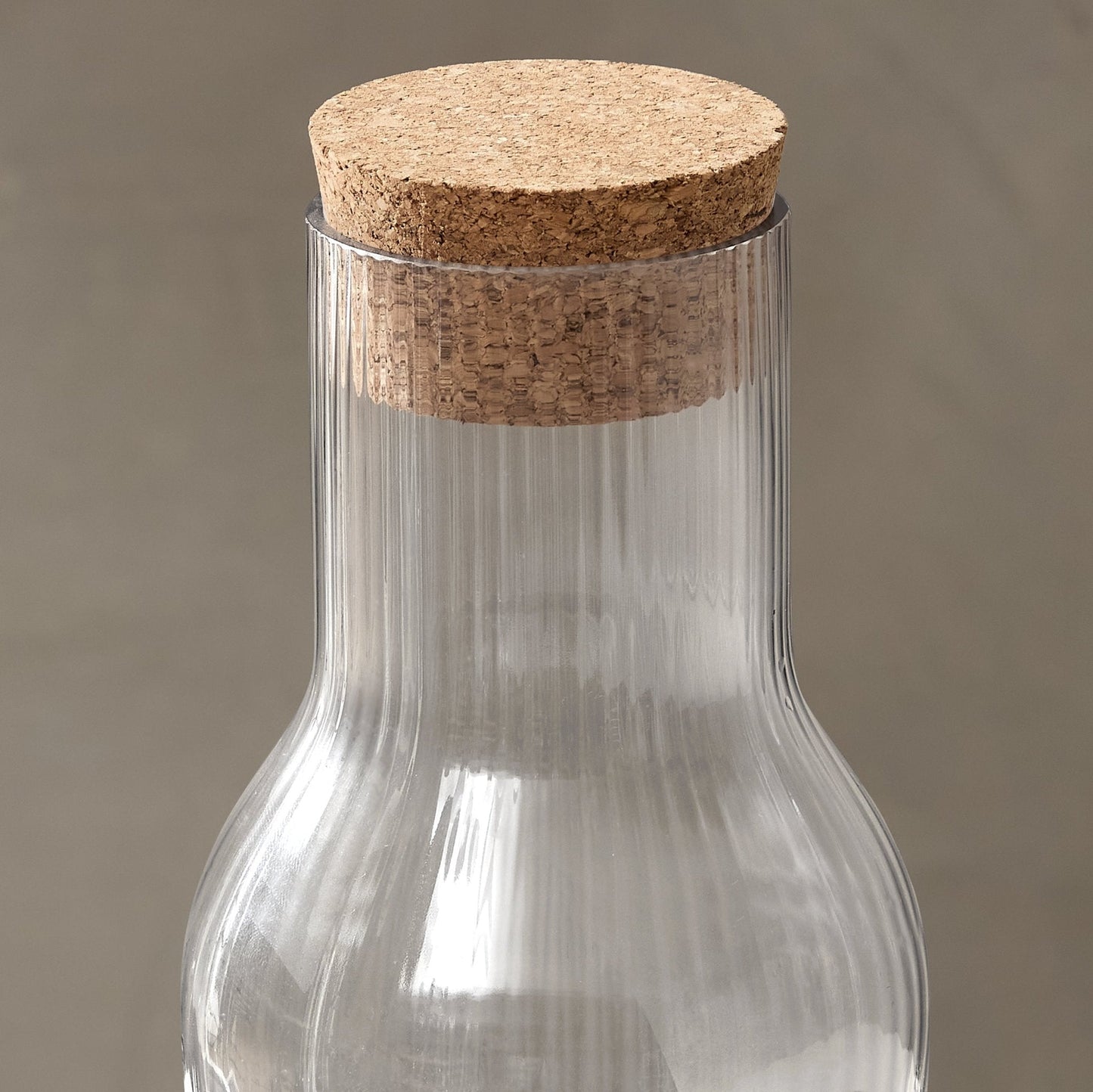 Gatsby Ripple Glass 1L Carafe - Clear