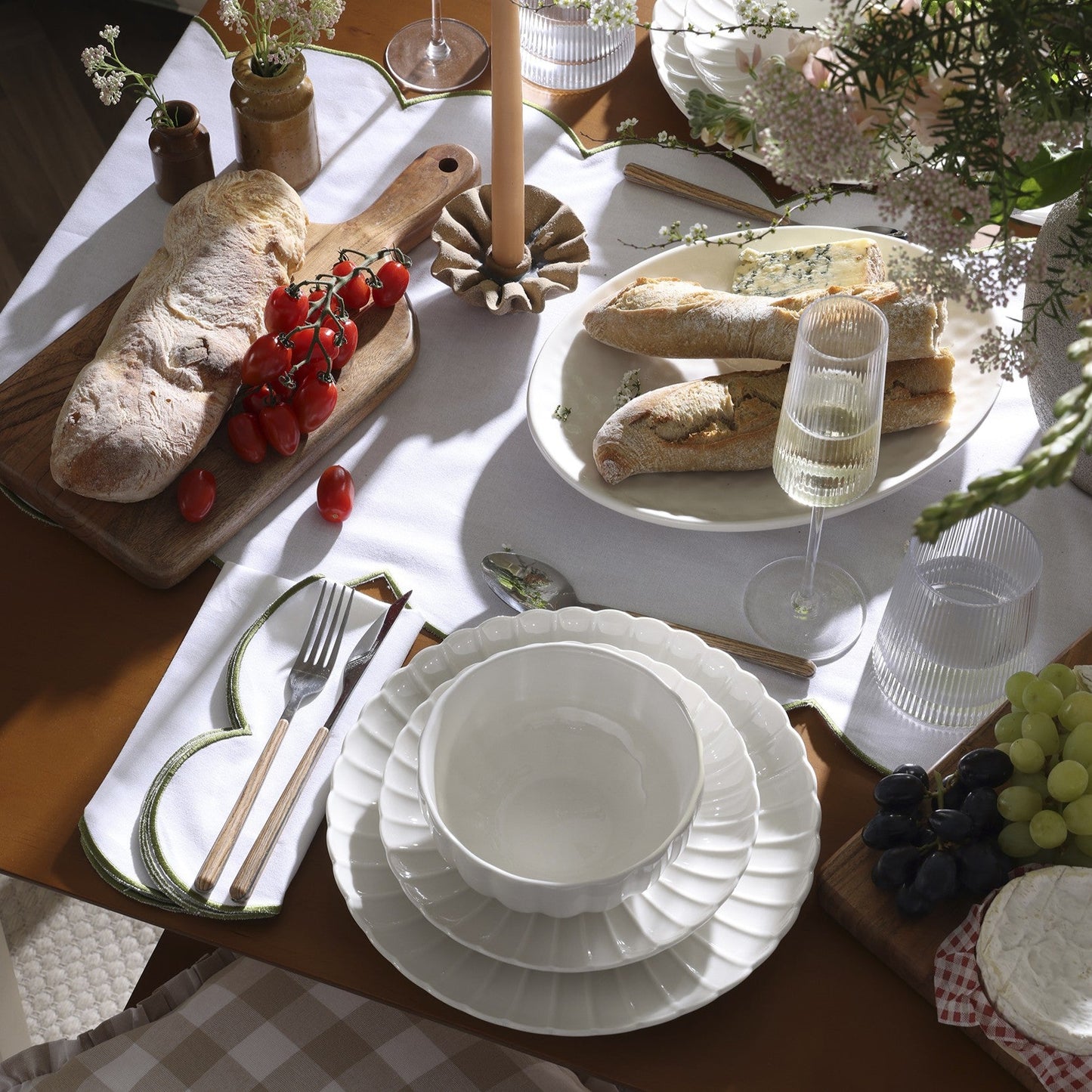 Gatsby Set of 4 Ripple Glass Champagne Flutes - Clear