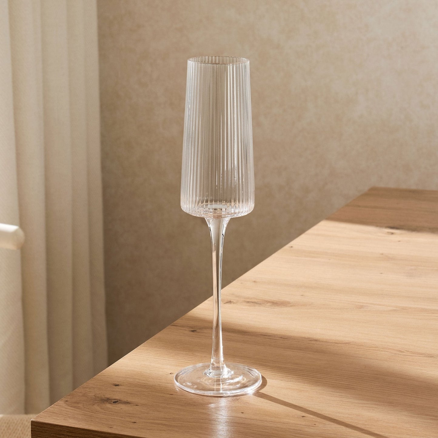 Gatsby Set of 4 Ripple Glass Champagne Flutes - Clear